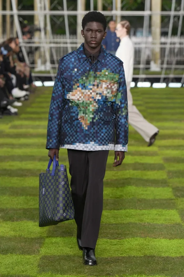Louis Vuitton весна-лето — 2025/Фото: Isidore Montag/Gorunway