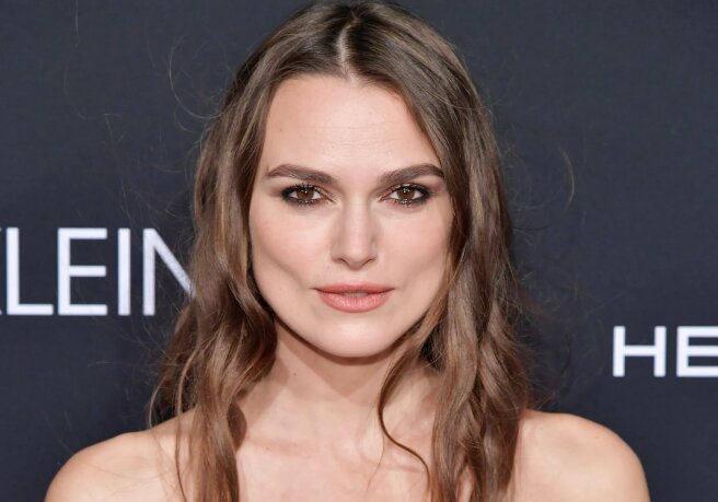 "I still find it hard to bear." Keira Knightley opens up about body shaming for being too skinny