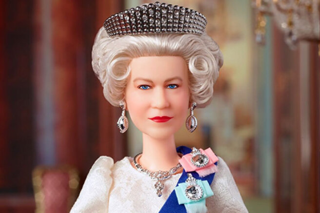 Mattel has released a doll in the image of Queen Elizabeth II in honor of the 70th anniversary of her reign