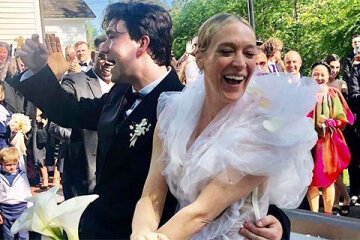 Three bridesmaid outfits and Jim Jarmusch on a visit: Chloe Sevigny got married two years after the marriage was registered