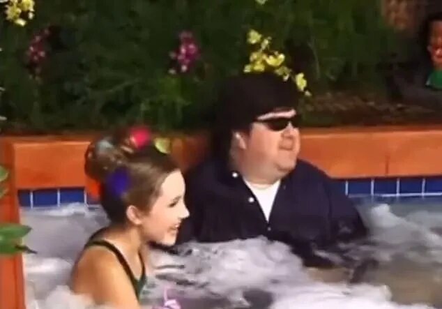 Аманда Байнс и Дэн Шнайдер