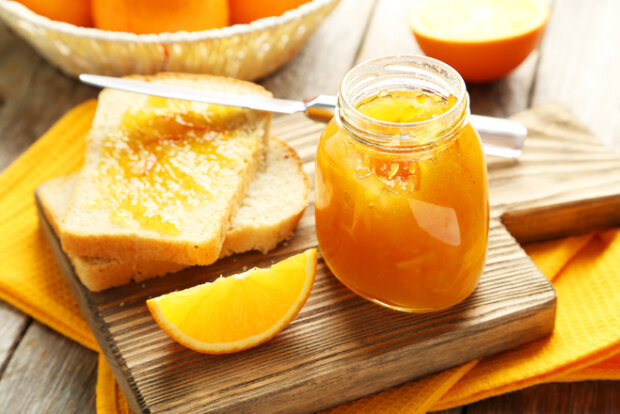 Apricot jam