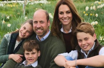 Kate Middleton and Prince William unveiled their Christmas card