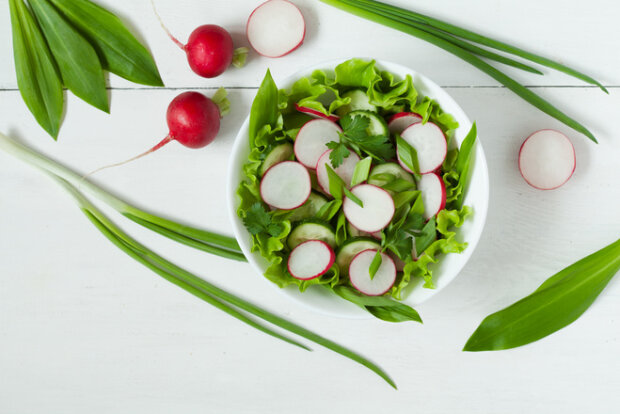 Wild cherry and radish salad