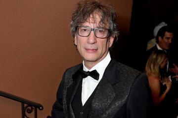 Two women have accused writer Neil Gaiman of sexual assault.