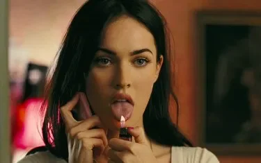 Меган Фокс в фильме 