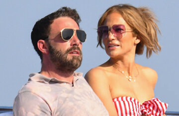 Jennifer Lopez and Ben Affleck are vacationing in Italy: new photos