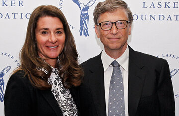 Bill and Melinda Gates have officially divorced