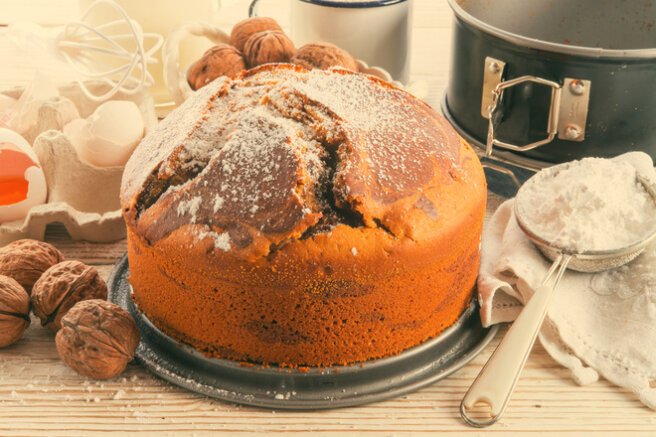 Panettone with dark chocolate and nuts