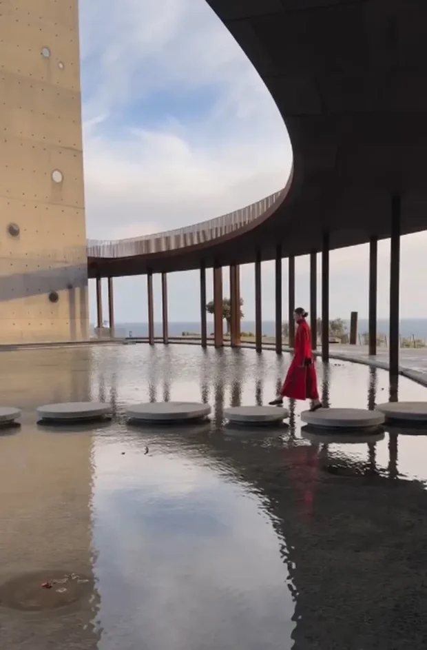 Агата Муцениеце