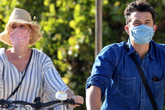 Katy Perry and Orlando Bloom on a bike ride in Santa Barbara