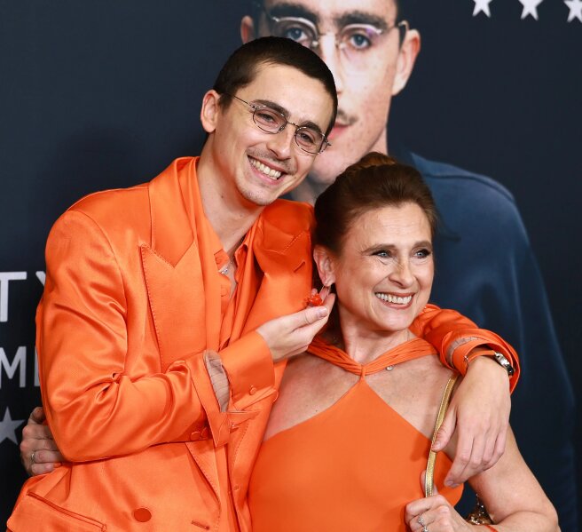 Тимоти Шаламе и Николь Флендер