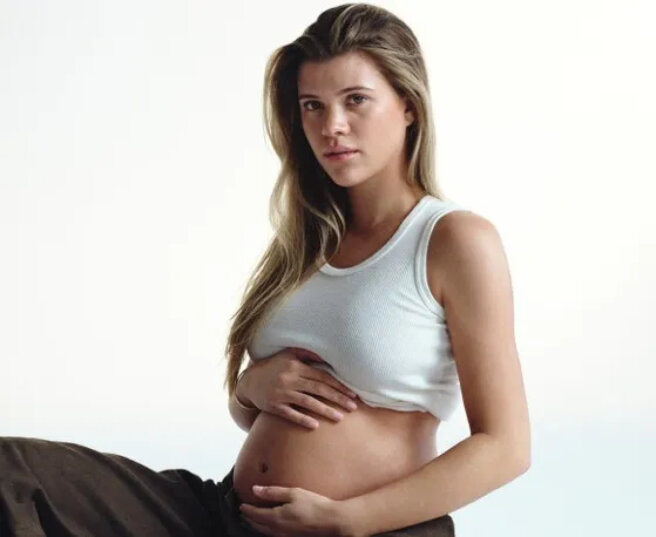 Sofia Richie is expecting her first child