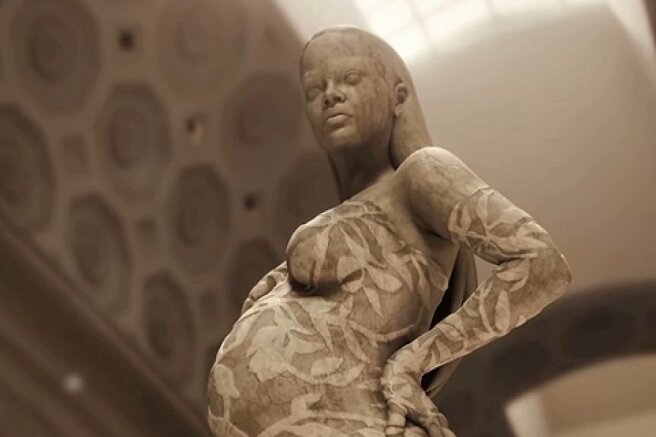 The Metropolitan Museum of Art dedicated a marble statue to pregnant Rihanna