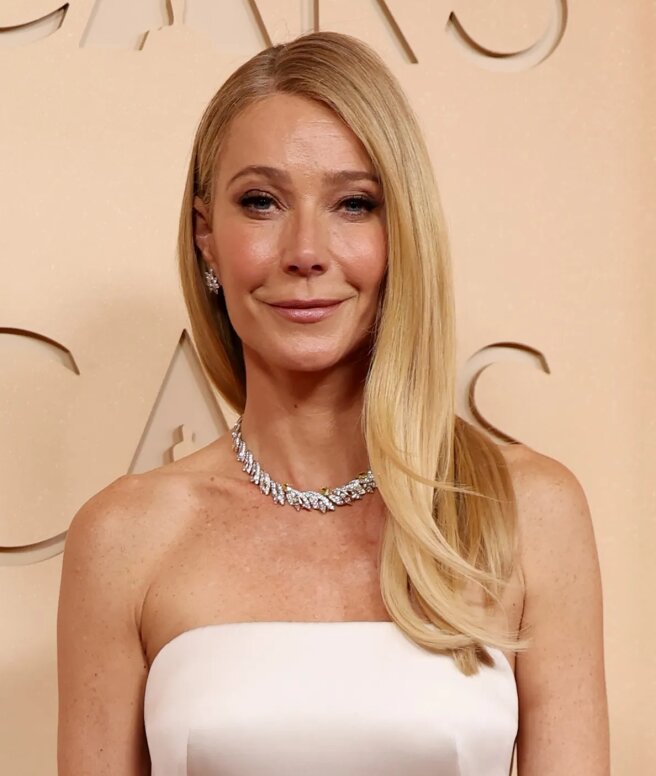 Гвинет Пэлтроу в Armani