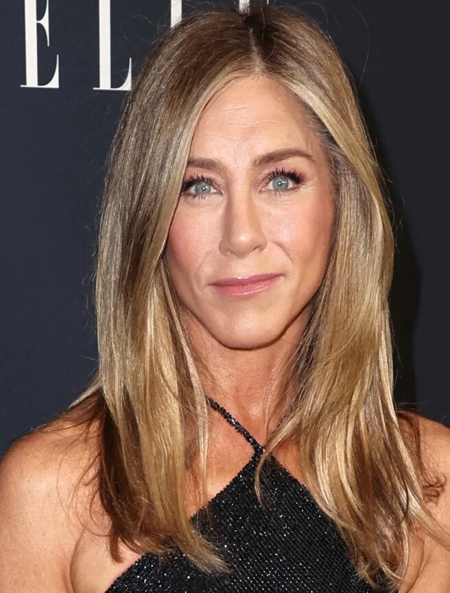 Дженнифер Энистон