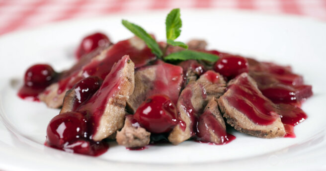 Cherry sauce: recipe with photos for meat dishes