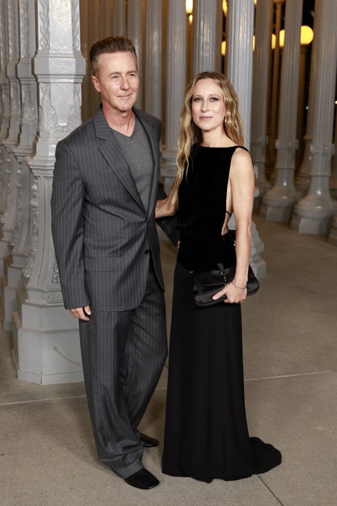 Эдвард Нортон с женой