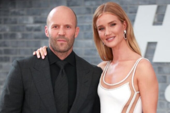 Rosie Huntington-Whiteley and Jason Statham are expecting their second child
