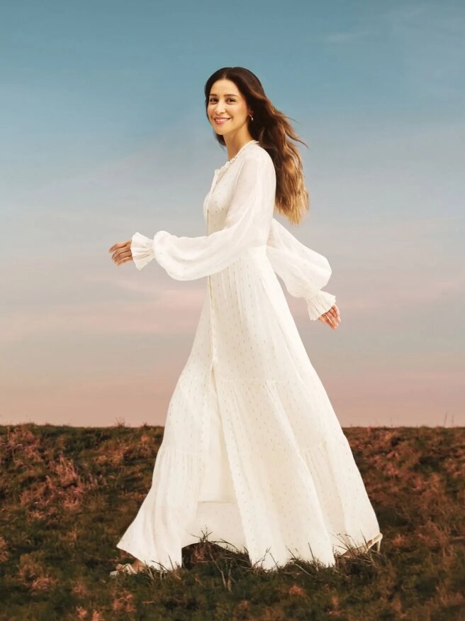 Равшана Куркова для Ololol