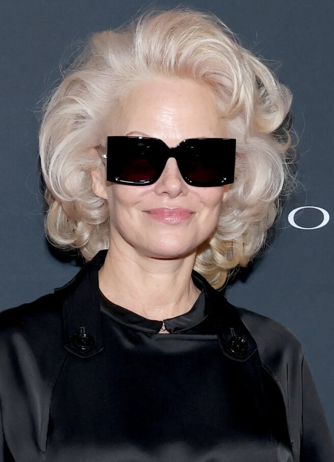 Памела Андерсон