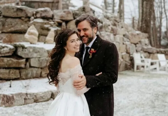 The star of the series "How I Met Your Mother" Josh Radnor got married