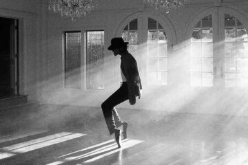 The first shot from the biopic about Michael Jackson has been released, in which the singer is played by his nephew