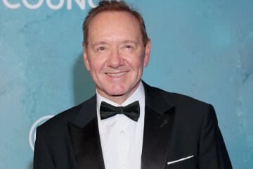 Kevin Spacey revealed that he became homeless after a sex scandal and is now forced to live in hotels.