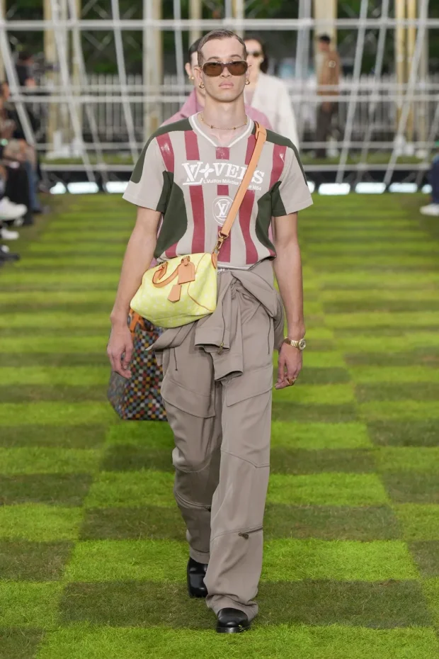 Louis Vuitton весна-лето — 2025/Фото: Isidore Montag/Gorunway