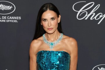 Demi Moore, Eva Longoria, Carla Bruni at the Chopard Trophy