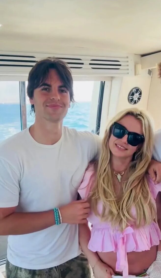 Бритни Спирс с сыном Шоном Престоном