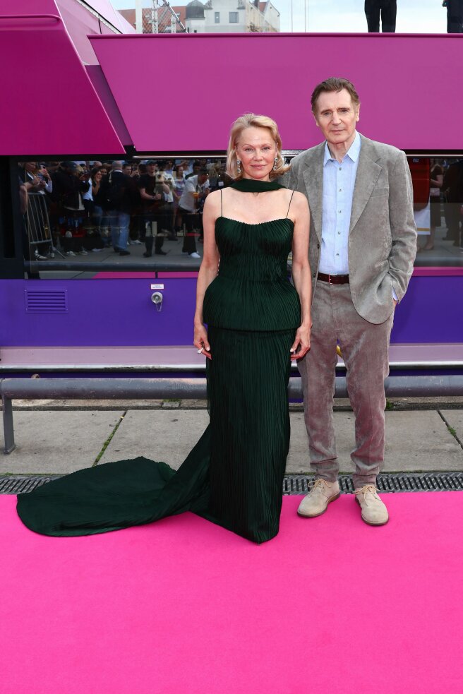 Памела Андерсон и Лиам Нисон