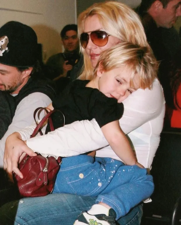 Бритни Спирс с сыном/Фото: britneyspears/Instagram*