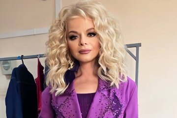 Larisa Dolina may celebrate New Year's in the disputed apartment.