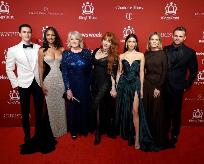 Хуан Давид Борреро, Жасмин Тукс, Марта Стюарт, Шарлотта Тилбери, Нина Добрев, Меган Фахи и Лео Вудалл