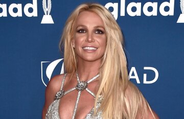 "He'll Propose and Become the Next Kevin Federline." Britney Spears' Friends Fear She'll Soon Marry Her Criminal-Reported Boyfriend