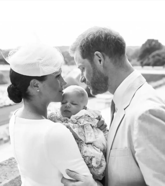 Меган Маркл, принц Гарри и принц Арчи/Фото: sussexroyal/Instagram*