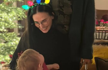 Rumer Willis posted a photo of her one-year-old daughter with Demi Moore and Bruce Willis