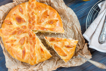 Monastery cabbage pie: a recipe for lazy housewives