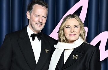 69-year-old "Sex and the City" star Kim Cattrall stepped out with her boyfriend.