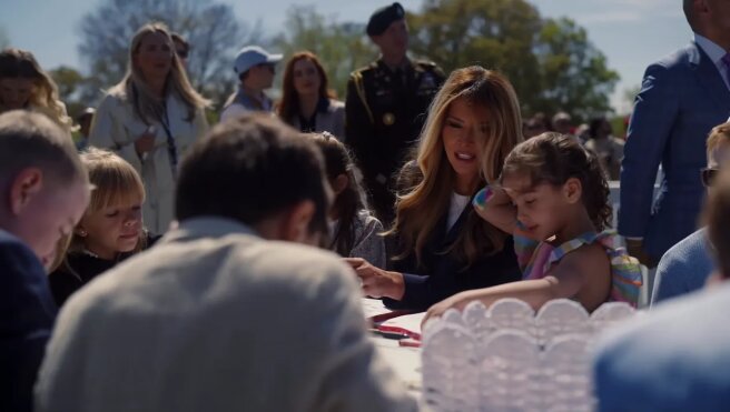 Мелания Трамп с детьми