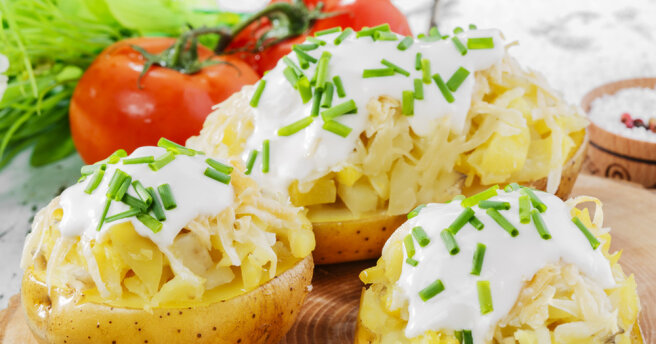 Baked stuffed potatoes: the original recipe of Grigory Herman