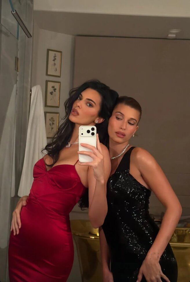 Кендалл Дженнер и Хейли Бибер