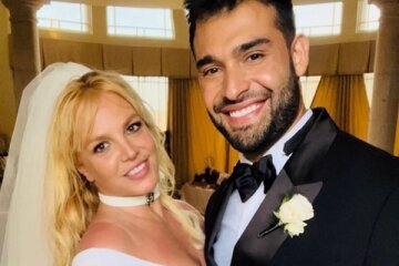 Britney Spears' mother congratulated her daughter on her wedding on social networks. She was not invited to the celebration