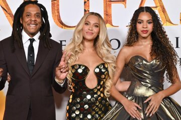 Jay-Z, Beyonce and Daughter Step Out in Public Amid Underage Rape Accusations