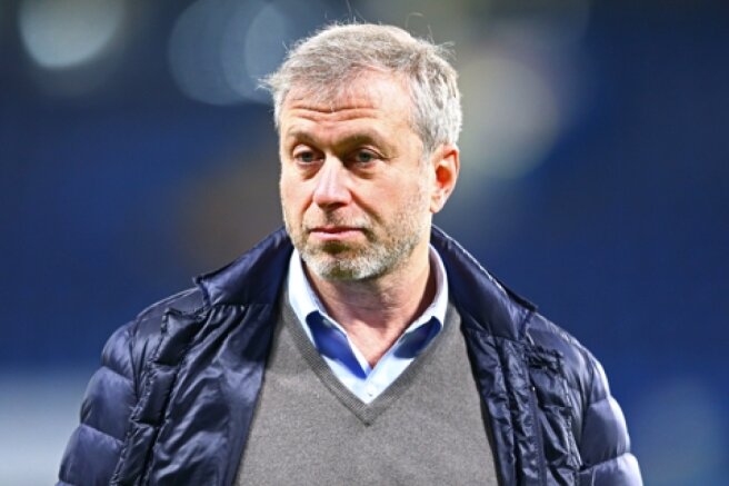 Roman Abramovich sells Chelsea for $5 billion, but he won't get that money