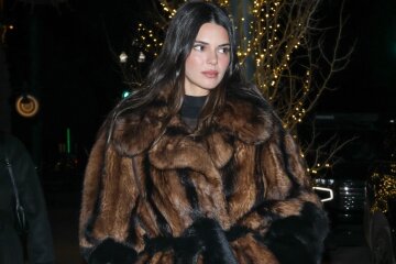 Kendall Jenner walked out with a fur coat in the Slavic bimbo style for 2.5 million rubles