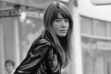 French singer and 60s style icon Françoise Hardy has died