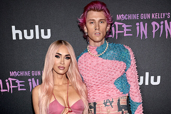 In the style of Barbie and Ken: Megan Fox and Colson Baker in pink outfits attended the premiere in New York