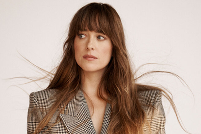 Dakota Johnson told why she and Chris Martin do not advertise their romance